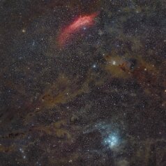 Californianebula-and-Plejades M45, NGC1499 & more, Canon EOS6Da EF200 ISO1600, 6 Panel Mosaik each150min, iEQ30Pro, Gahberg 20230619-1013